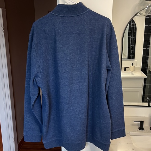 Practically brand new, only wore a few times. 3/4 zip Walter Hagen sweater. - Picture 2 of 3